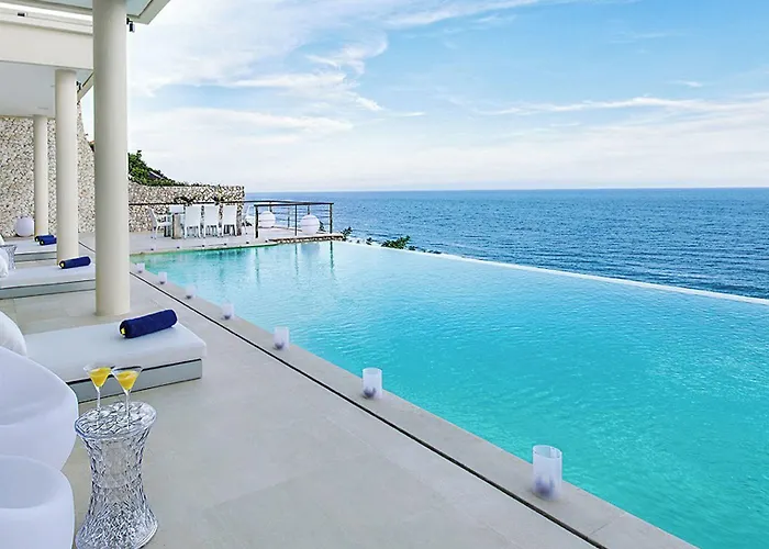 Grand Cliff Ungasan Villa